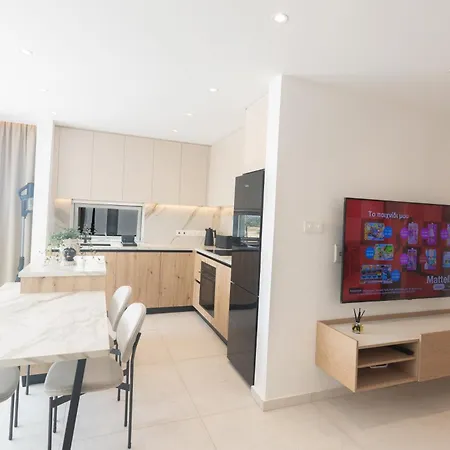 Апартаменты Mackenzy Dream 202 *