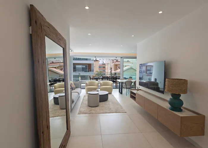 Mackenzy Dream 202 * Ларнака