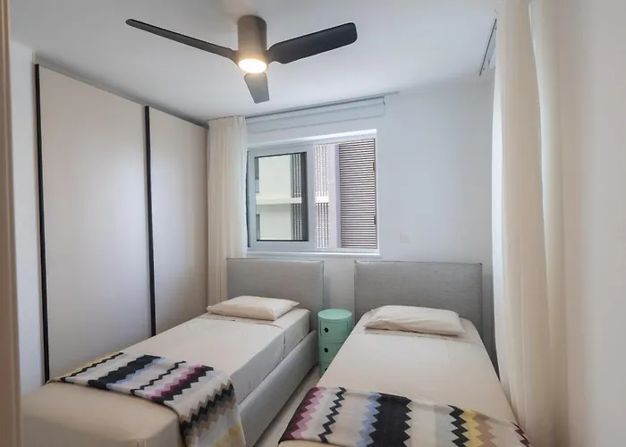 Mackenzy Dream 202 * Ларнака